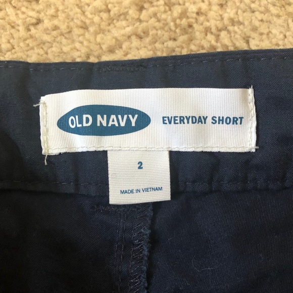 Navy blue shorts - Picture 2 of 3